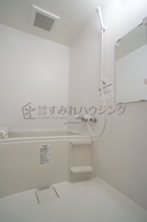 参考、同建物・反転間取りの号室