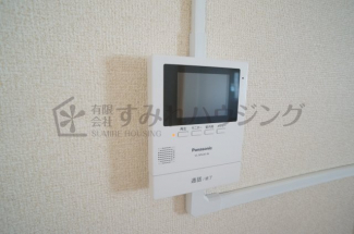 参考、同建物・反転間取りの号室