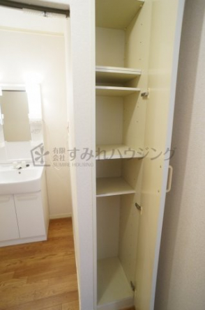 参考、同建物・反転間取りの号室