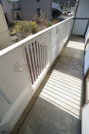 参考、同建物・反転間取りの号室