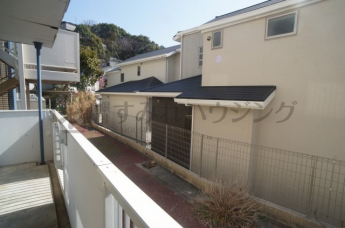 参考、同建物・反転間取りの号室