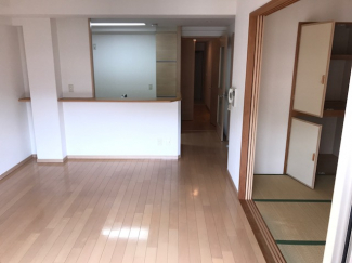 【居間・リビング】