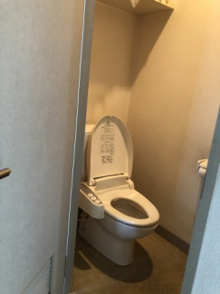 ２階トイレです