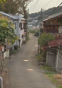 塩屋駅までは徒歩12分