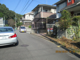 三重県名張市富貴ケ丘３番町の店付住宅の画像