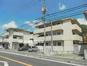 兵庫県たつの市龍野町日飼のマンションの画像