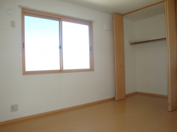 参考、同建物・反転間取りの号室