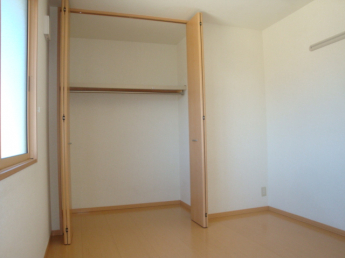 参考、同建物・反転間取りの号室