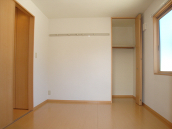 参考、同建物・反転間取りの号室