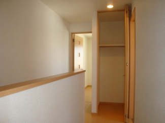 参考、同建物・反転間取りの号室