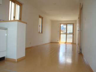 参考、同建物・反転間取りの号室