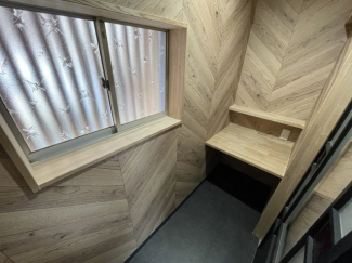 リモートワークにおすすめのDEN