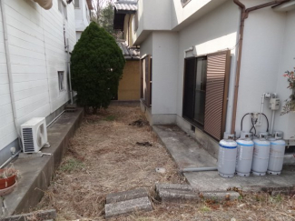 【庭】