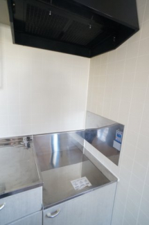 参考、同建物・反転間取りの号室