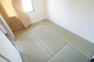 参考、同建物・反転間取りの号室
