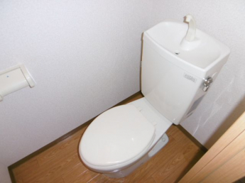 シンプルで使いやすいトイレです