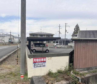 丹波篠山市大沢の駐車場の画像