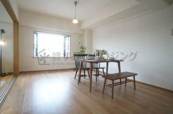 【居間・リビング】