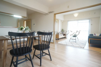 【居間・リビング】