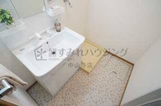 【洗面所】