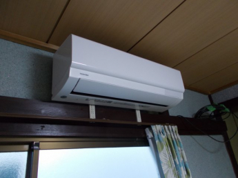 ２Fにもエアコン設置してます♪