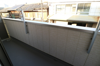 【バルコニー】