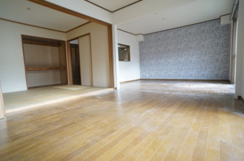 【居間・リビング】