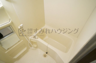 参考、同建物・反転間取りの号室