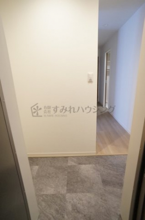 【玄関】