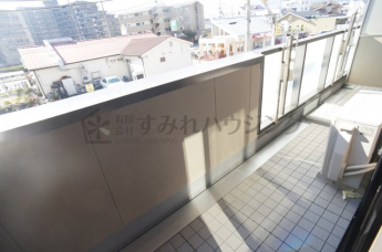 【バルコニー】