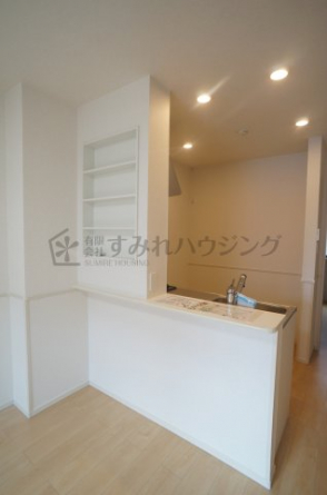 参考、同建物・反転間取りの号室