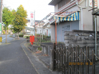 三重県名張市すずらん台西１番町の店付住宅の画像