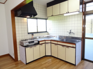 Ｌ字型キッチン！ガスコンロ付き！