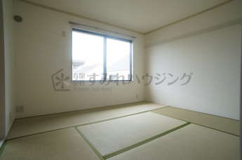 参考、同建物・反転間取りの号室