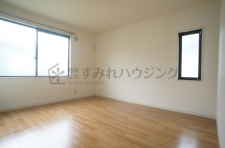 参考、同建物・反転間取りの号室