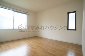 参考、同建物・反転間取りの号室