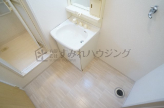 参考、同建物・反転間取りの号室