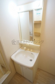 参考、同建物・反転間取りの号室