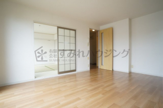 参考、同建物・反転間取りの号室