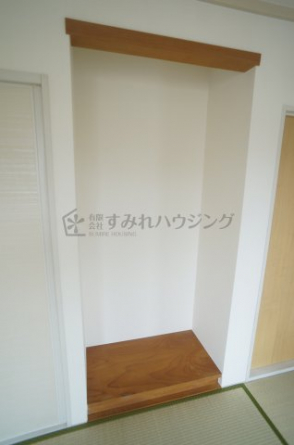 参考、同建物・反転間取りの号室