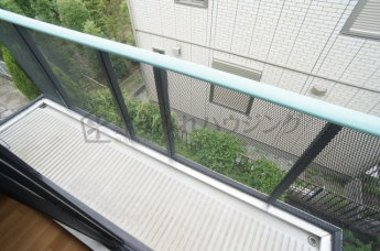 参考、同建物・反転間取りの号室