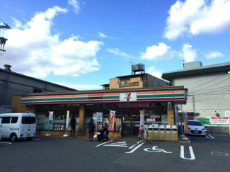 セブンイレブン藤井寺大井４丁目店まで400m