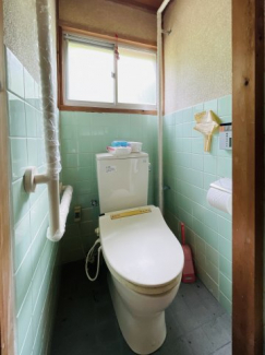 シンプルで使いやすいトイレです