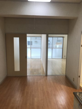 【居間・リビング】
