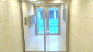 【エントランス】