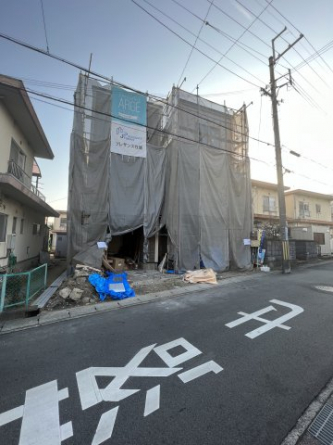 【前面道路含む現地写真】