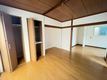 【居間・リビング】