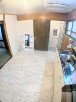 忙しい朝には欠かせない洗面所です