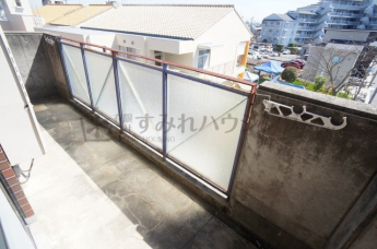 【バルコニー】