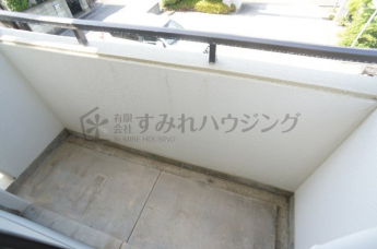 【バルコニー】